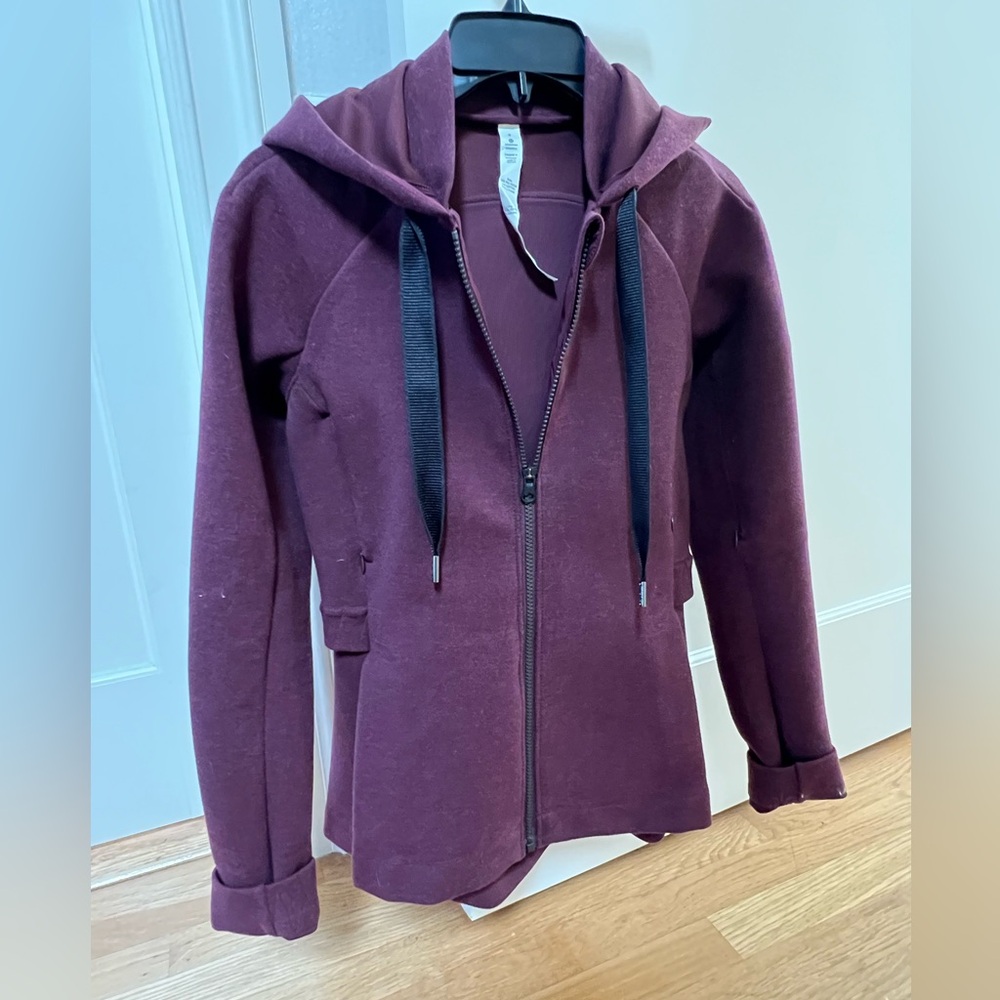 Beautiful Lululemon jacket